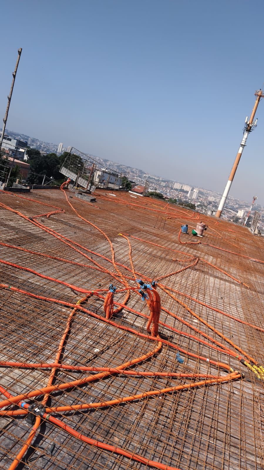 Instalações em laje com infraestrutura elétrica